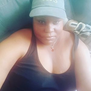 Meet your Posher, Simone